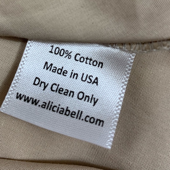 Alicia Bell Quiet Luxury Classic Neutral Button Down Beige Tan 14 like new - Picture 3 of 9